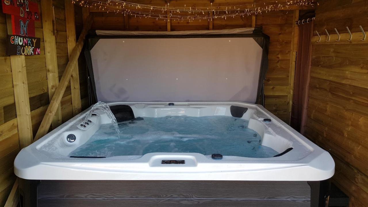 Hot Tub Pet Friendly Luxury Cosy Cottage, Near Withernsea And Patrington Welwick Exterior photo
